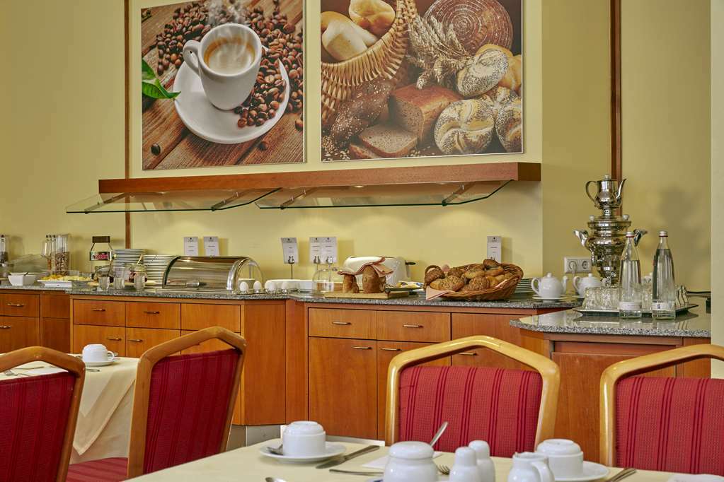 Taste Smart Hotel Lampertheim Restoran gambar